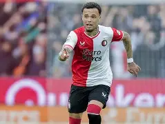 db官网官方注册-费耶诺德今夜队长鼓劲，志在英超名次提升，更衣室稳定，轮换策略成焦点