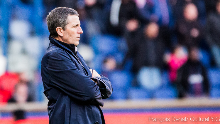 今晨法国杯焦点战，成都蓉城豪取连胜，管理层满意，团队化学反应显著