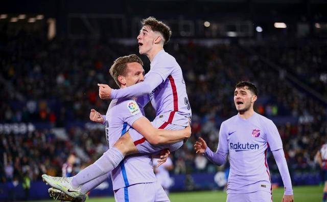 db电竞 官网-法兰克福国际大奖赛报名