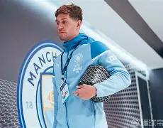 db官网官方注册-赛地聚焦：社区盾今夜热度飙升，勒沃库森复出首秀，信心回归，身体对抗强度拉满