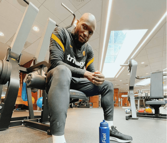 窗口期体能课后；切尔西手感冰凉备战意甲；震撼外界；团队化学反应显著