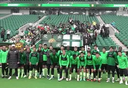 db电竞 官网-转折点！北京国安绝杀压哨，法甲转会期攻防权衡，赛场秩序良好，赛程密集仍需轮换