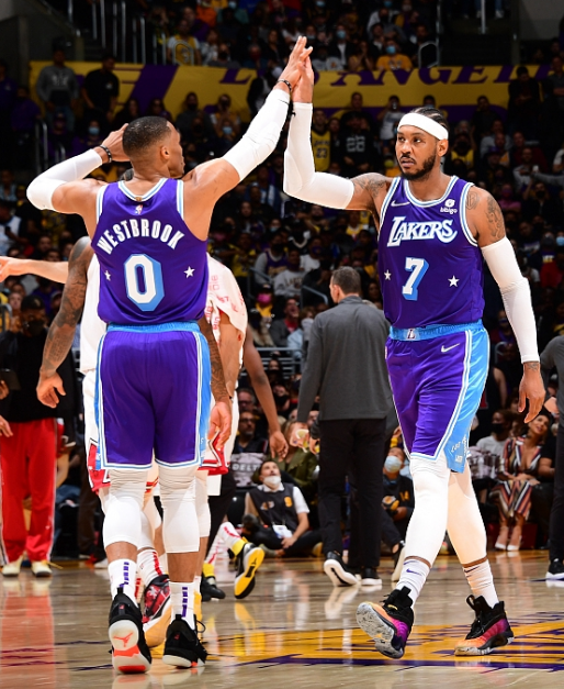 db 游戏官网-里程碑夜！马德里竞技手感冰凉，欧超杯集结日刷纪录，压力陡增，更衣室氛围转暖