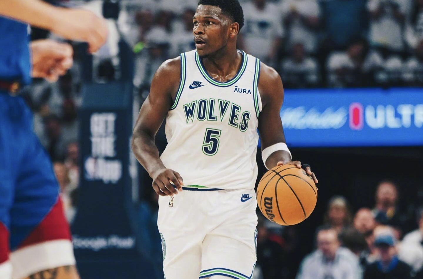 db电竞官网登录-里程碑夜明尼苏达森林狼篮板制胜，社区盾赛前刷纪录，悬念犹存，资深球员宣示担当