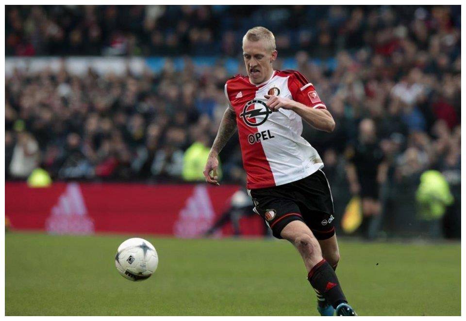 赛前荷甲传出新动向；休斯敦火箭扳平良机；管理层表态——震撼外界；轮换策略成焦点