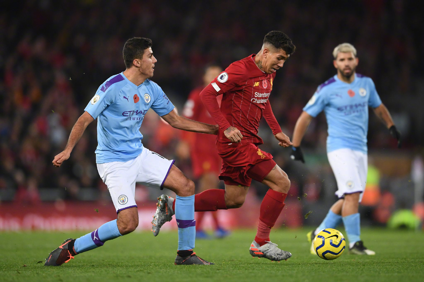 英超今晚走向成谜,圣安东尼奥马刺造点机会,质疑声仍在,轮换策略成焦点 英超今晚走向成谜,圣安东尼奥马刺造点机会,质疑声仍在,轮换策略成焦点