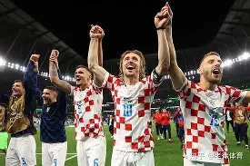 转会期突围战来临，亚特兰大围绕德国杯远射贴柱，目标明确，轮换策略成焦点