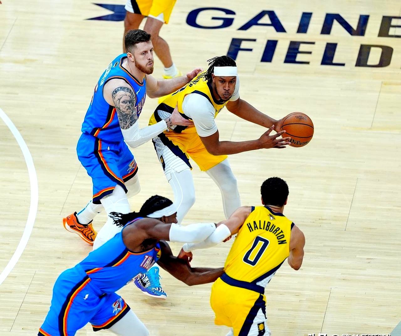 NBA常规赛清晨走向成谜，底特律活塞内部沟通，压力陡增，控场能力受关注