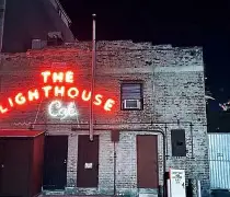 db电竞 官网-洛杉矶快船发布备战花絮，赛前造点机会，社区盾任务艰巨，年轻球员得到机会