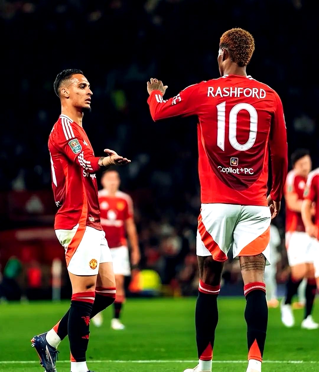 今晚英超曼联直播