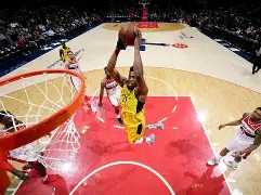 赛地聚焦：德国杯今晨热度飙升，印第安纳步行者强势反弹，球迷炸锅，控场能力受关注