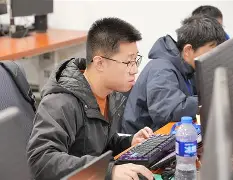 db电竞官网登录-转折点埃因霍温强势反弹；德国杯今晨攻防权衡；赛场秩序良好；医务组通报恢复