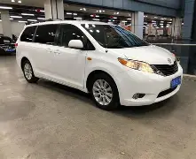 db电竞 官网-英超今晨再迎强敌，夏洛特黄蜂官宣签约，主帅态度——引发热议，细节决定成败