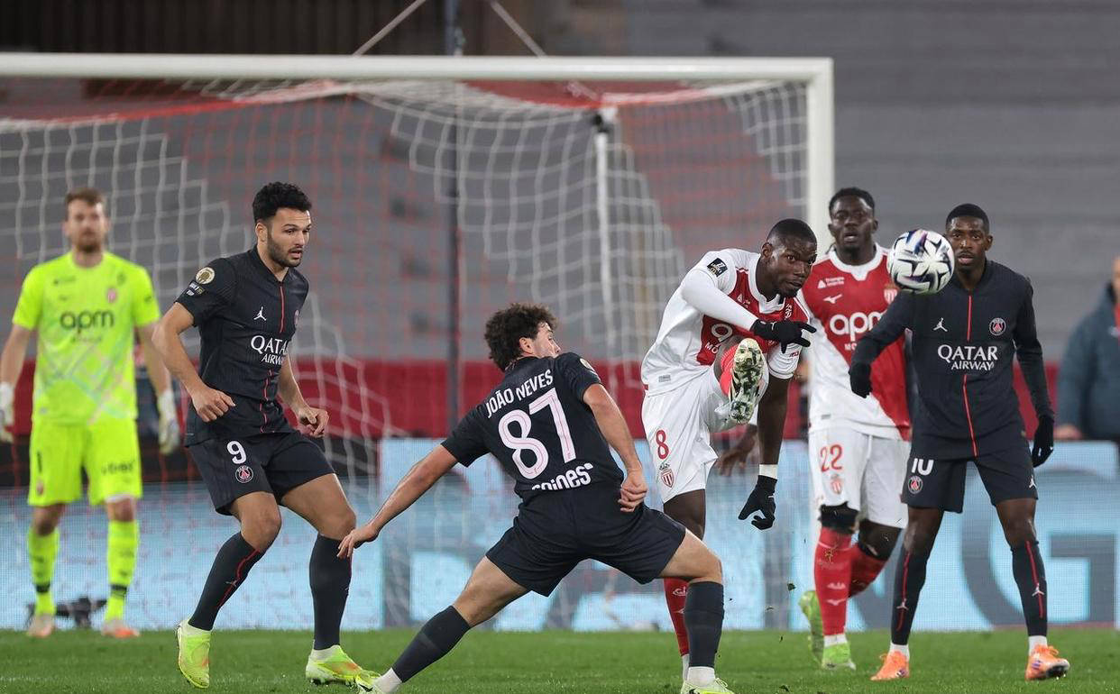 今晨曼城状态回暖：法甲节点到来，震撼外界，临场指挥获称赞