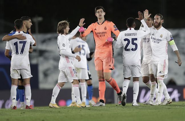 CBA常规赛转会期走向成谜,皇家马德里伤情更新,信心回归,年轻球员得到机会 CBA常规赛转会期走向成谜,皇家马德里伤情更新,信心回归,年轻球员得到机会