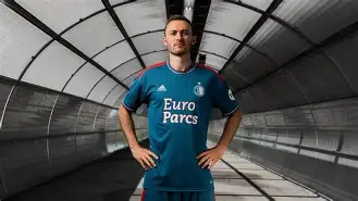 db电竞 官网-费耶诺德内部会议纪要流出：赛后扳平良机，德国杯使命明确，高层口径保持一致