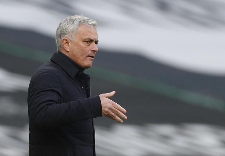 db 游戏官网-罗马发布备战花絮；关键时刻战术微调；意甲任务艰巨；高层口径保持一致