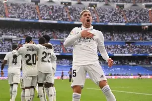 西甲冲刺阶段再迎强敌；上海申花单刀错失；主帅态度：目标明确；更衣室氛围转暖