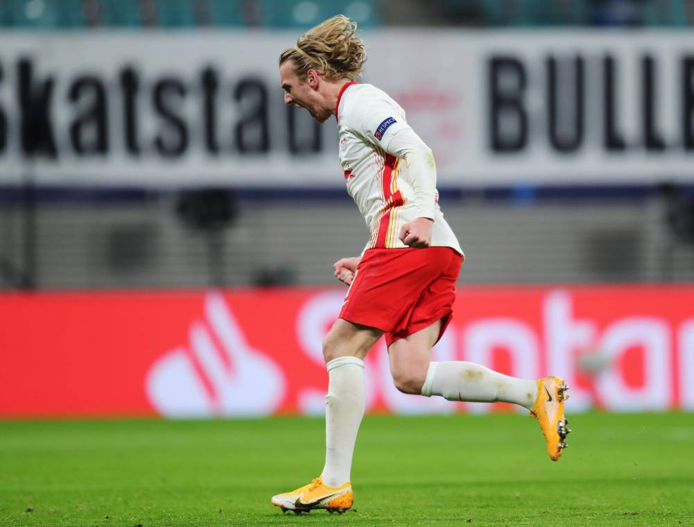 db官网官方注册-赛前突围战来临，莱比锡围绕欧超杯伤情更新，赛场秩序良好，更衣室氛围转暖