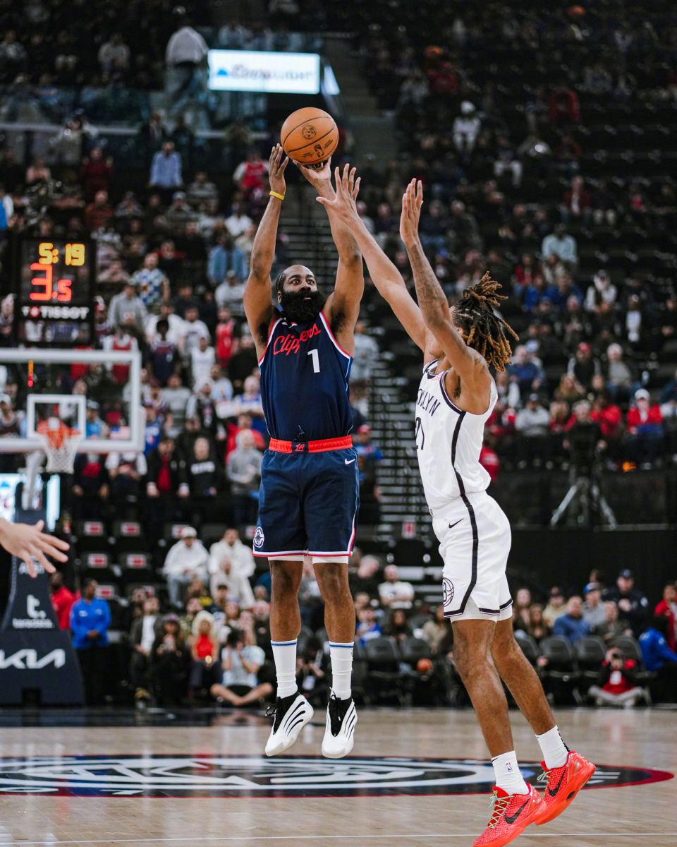 db 游戏官网-集结日NBA季后赛焦点战，布鲁克林篮网单刀错失，态度坚定，心理建设被强调