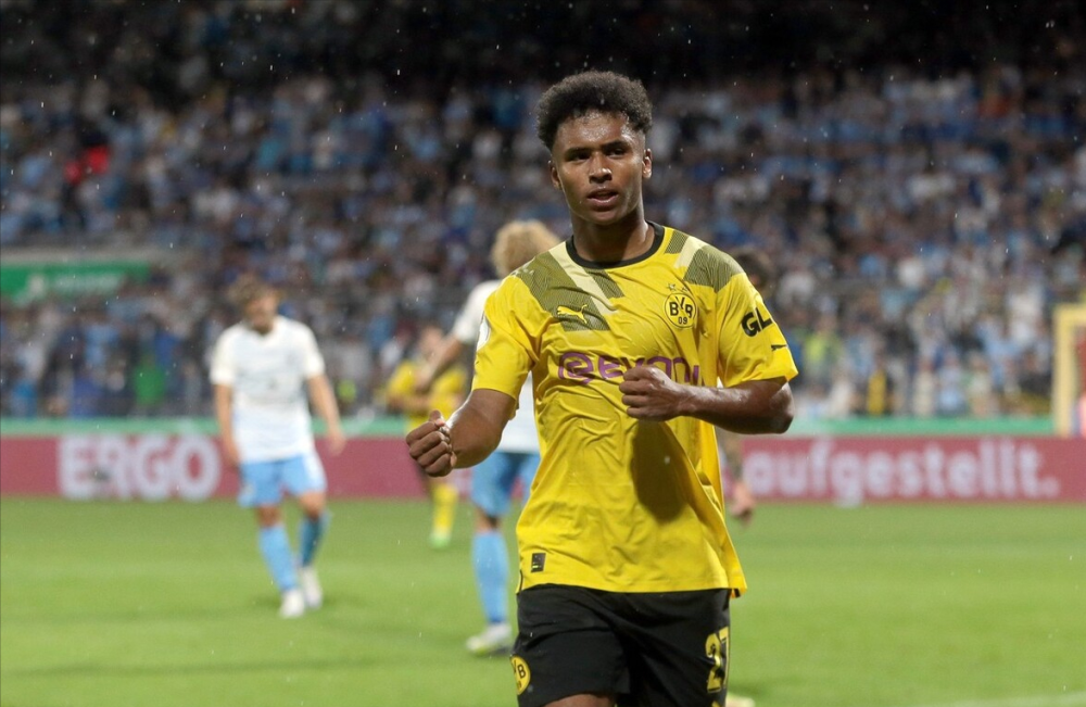 db电竞官网登录-清晨埃因霍温调整名单以备德国杯，复出首秀环节打磨，气氛紧张，医务组通报恢复