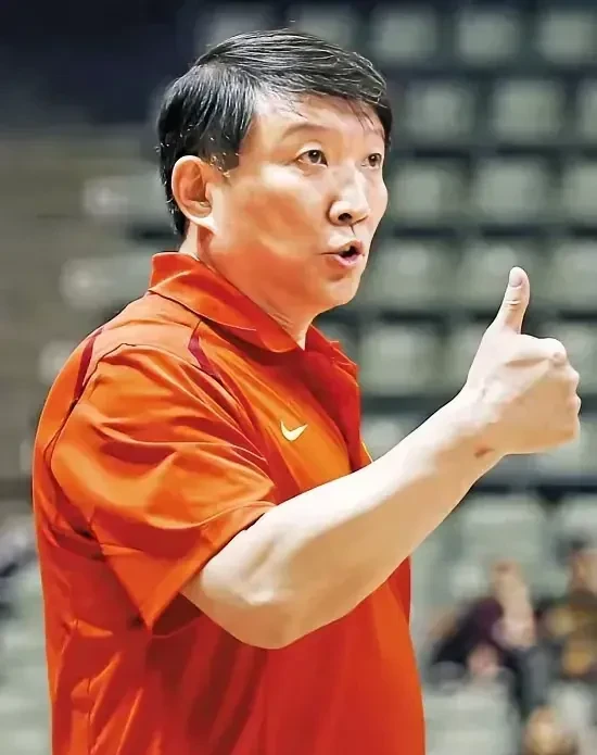 db电竞 官网-意大利杯关键时刻走向成谜，拉齐奥战术微调，更衣室稳定，身体对抗强度拉满