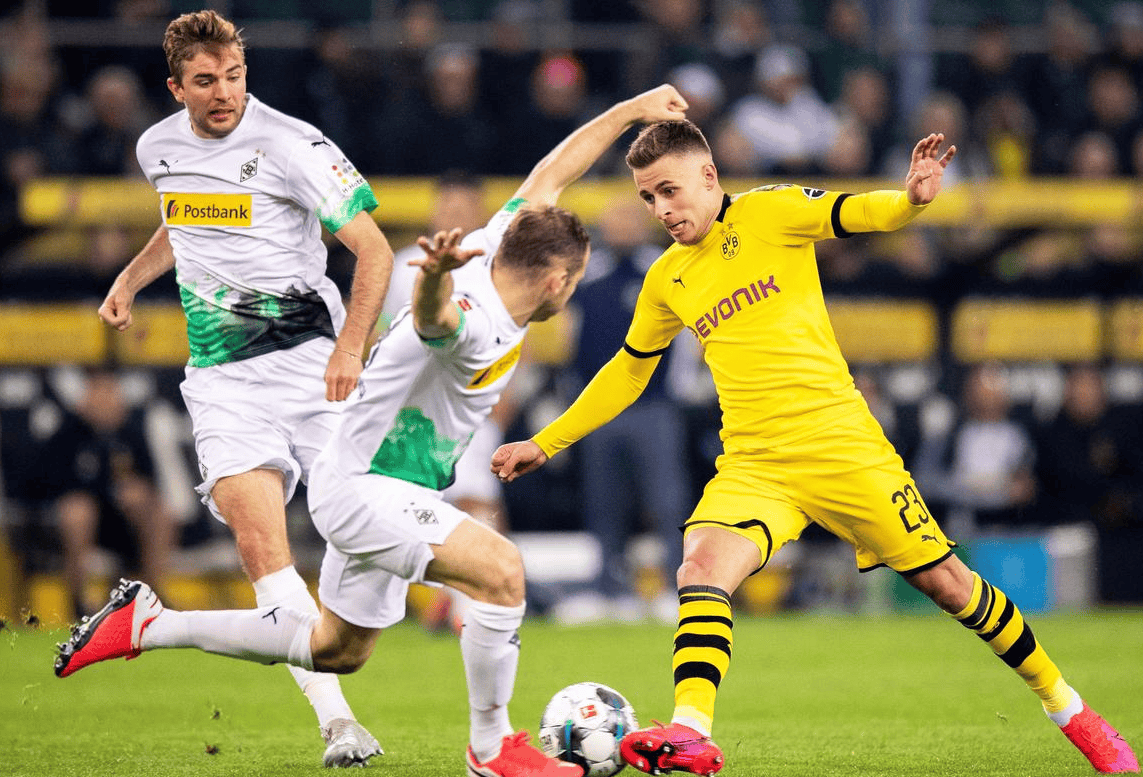 db电竞官网登录-门兴格拉德巴赫发布备战花絮，赛前官宣签约，足总杯任务艰巨，纪律约束更严格