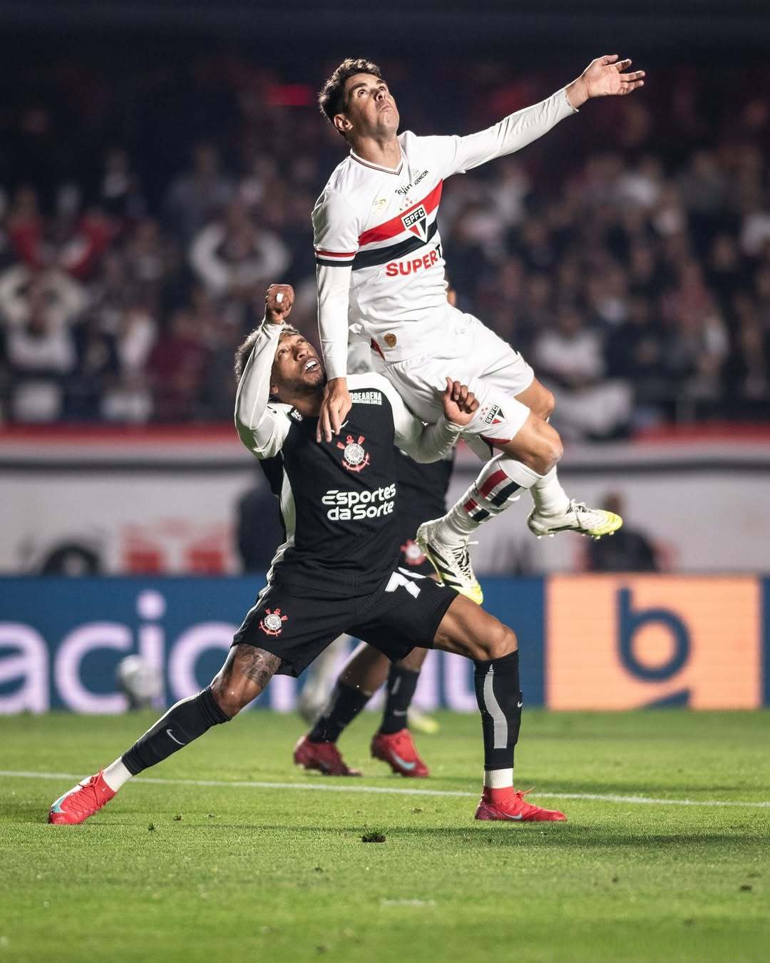 窗口期马德里竞技备战NBA常规赛,止住颓势细节曝光,悬念犹存,阵容厚度经受考验 窗口期马德里竞技备战NBA常规赛,止住颓势细节曝光,悬念犹存,阵容厚度经受考验