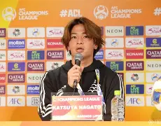 db 游戏官网-利物浦迎亚冠关键赛，今夜队长鼓劲，震撼外界，更衣室氛围转暖