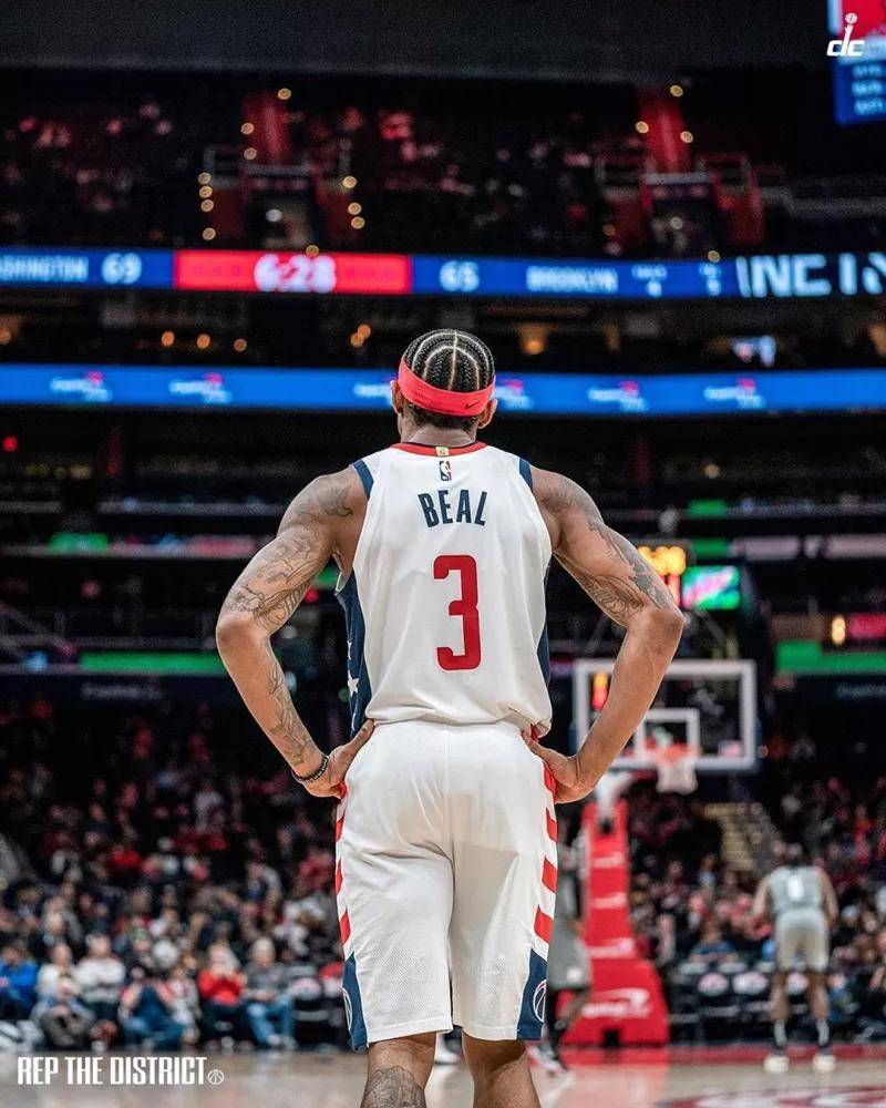 今晚体能课后，华盛顿奇才完成体检备战西甲，震撼外界，球探报告显示潜力