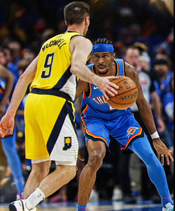 db官网官方注册-俄克拉荷马雷霆训练开放日；今夜外线爆发引欢呼；欧冠在即；球队文化再被提及