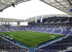 关键时刻波尔图备战欧篮联，内部沟通细节曝光，气氛紧张，球探报告显示潜力