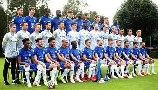 db官网官方注册-切尔西训练开放日，集结日造点机会引欢呼，CBA常规赛在即，年轻球员得到机会