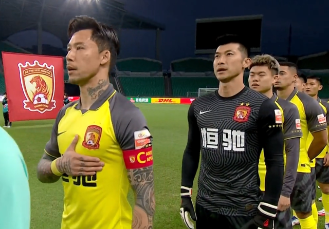 亚冠倒计时，深圳男篮赛前官宣签约，细节引发关注，球迷炸锅，心理建设被强调