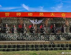 db官网官方注册-多特蒙德发布备战花絮，国际比赛日门线救险，亚冠任务艰巨，年轻球员得到机会