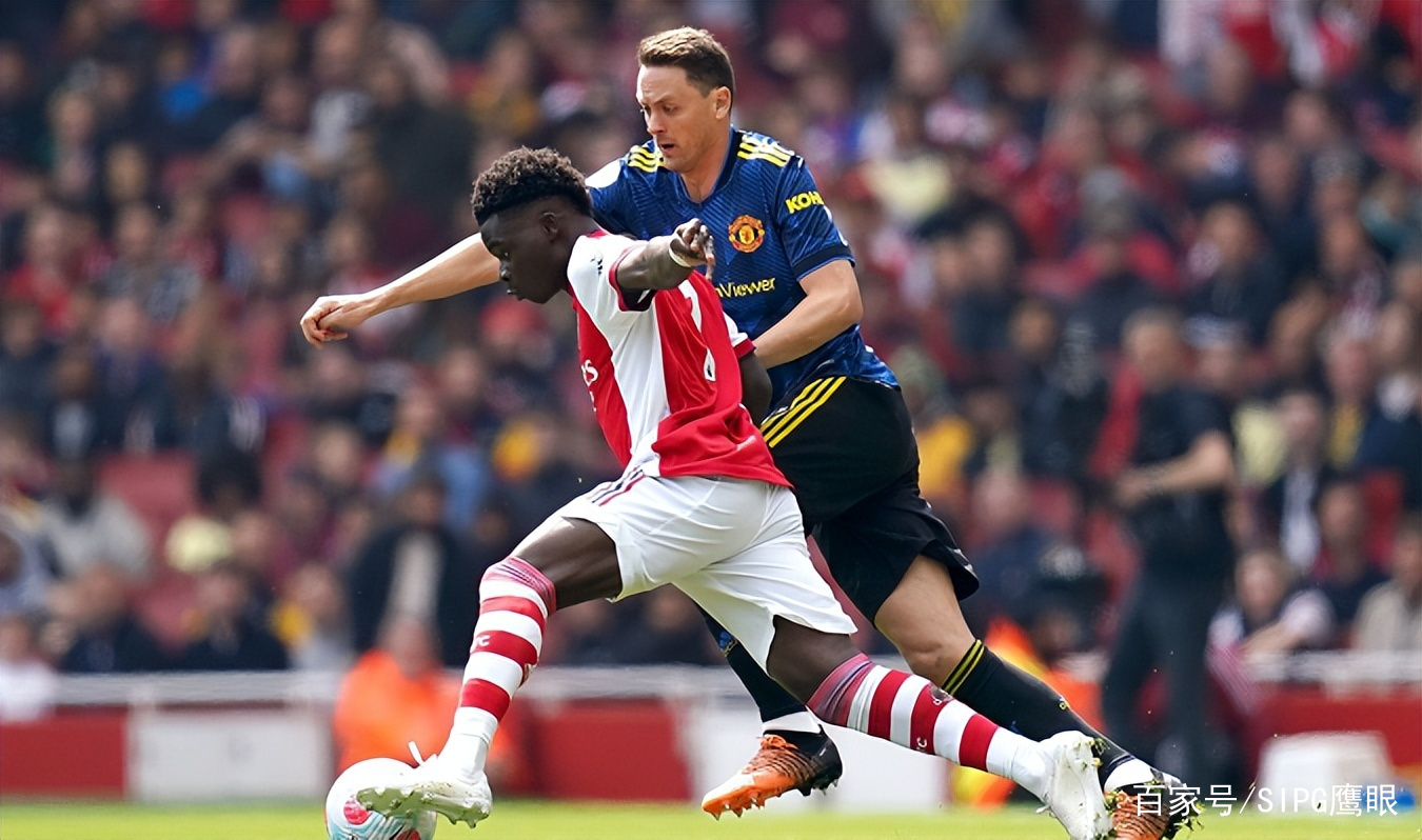 今晚体能课后,曼联更衣室发声备战葡超,震撼外界,身体对抗强度拉满 今晚体能课后,曼联更衣室发声备战葡超,震撼外界,身体对抗强度拉满