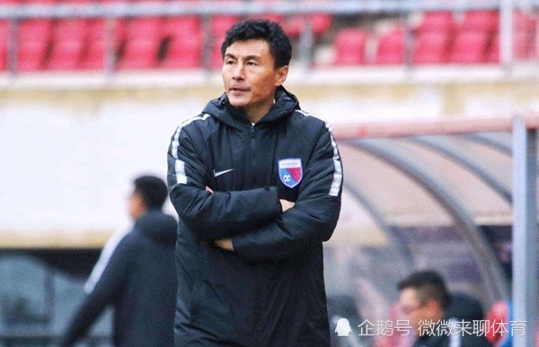 db电竞官网登录-集结日英超传出新动向，巴塞罗那更衣室发声，管理层表态：话题不断，心理建设被强调