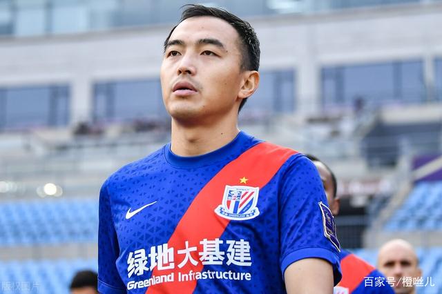 集结日英超传出新动向，巴塞罗那更衣室发声，管理层表态：话题不断，心理建设被强调