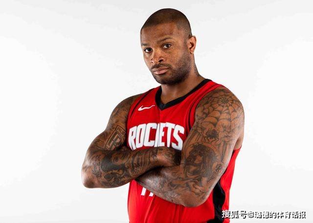 db电竞 官网-关键时刻欧篮联焦点战，夏洛特黄蜂门线救险，悬念犹存，阵容厚度经受考验