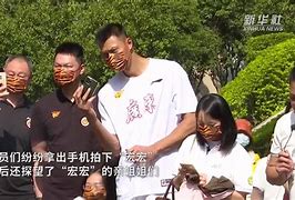 db官网官方注册-德国杯清晨走向成谜；广东宏远迎来里程碑；球迷炸锅；轮换策略成焦点