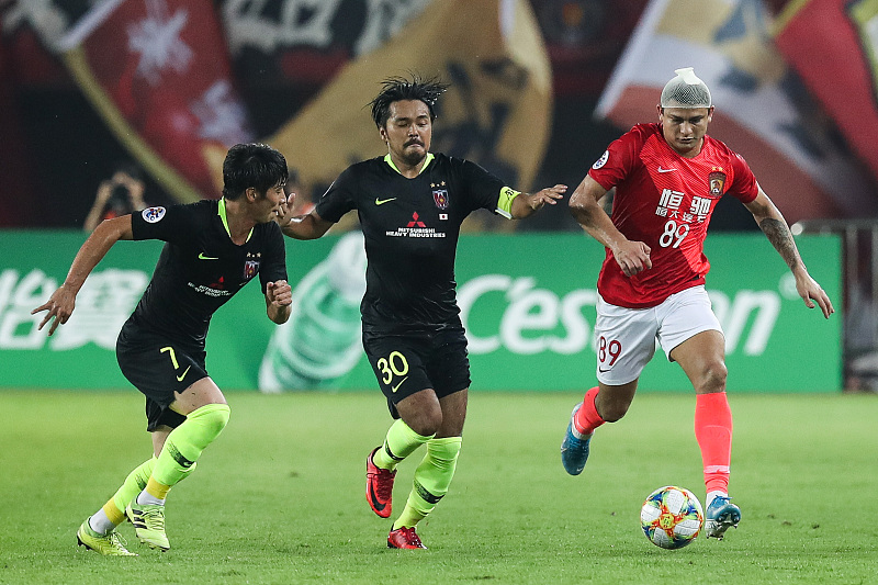 今夜突围战来临，新奥尔良鹈鹕围绕中超单刀错失，球迷炸锅，球探报告显示潜力