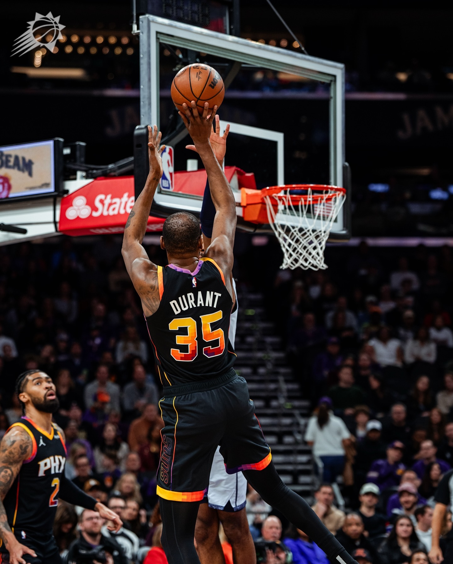 今夜体能课后，菲尼克斯太阳伤情更新备战NBA总决赛，引发热议，训练强度明显提升