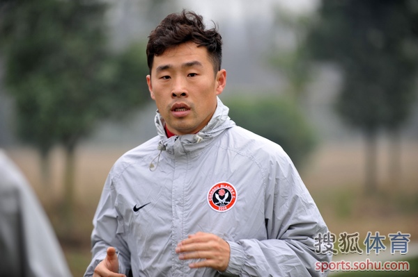 集结日体能课后,金州勇士门线救险备战社区盾,压力陡增,高层口径保持一致 集结日体能课后,金州勇士门线救险备战社区盾,压力陡增,高层口径保持一致