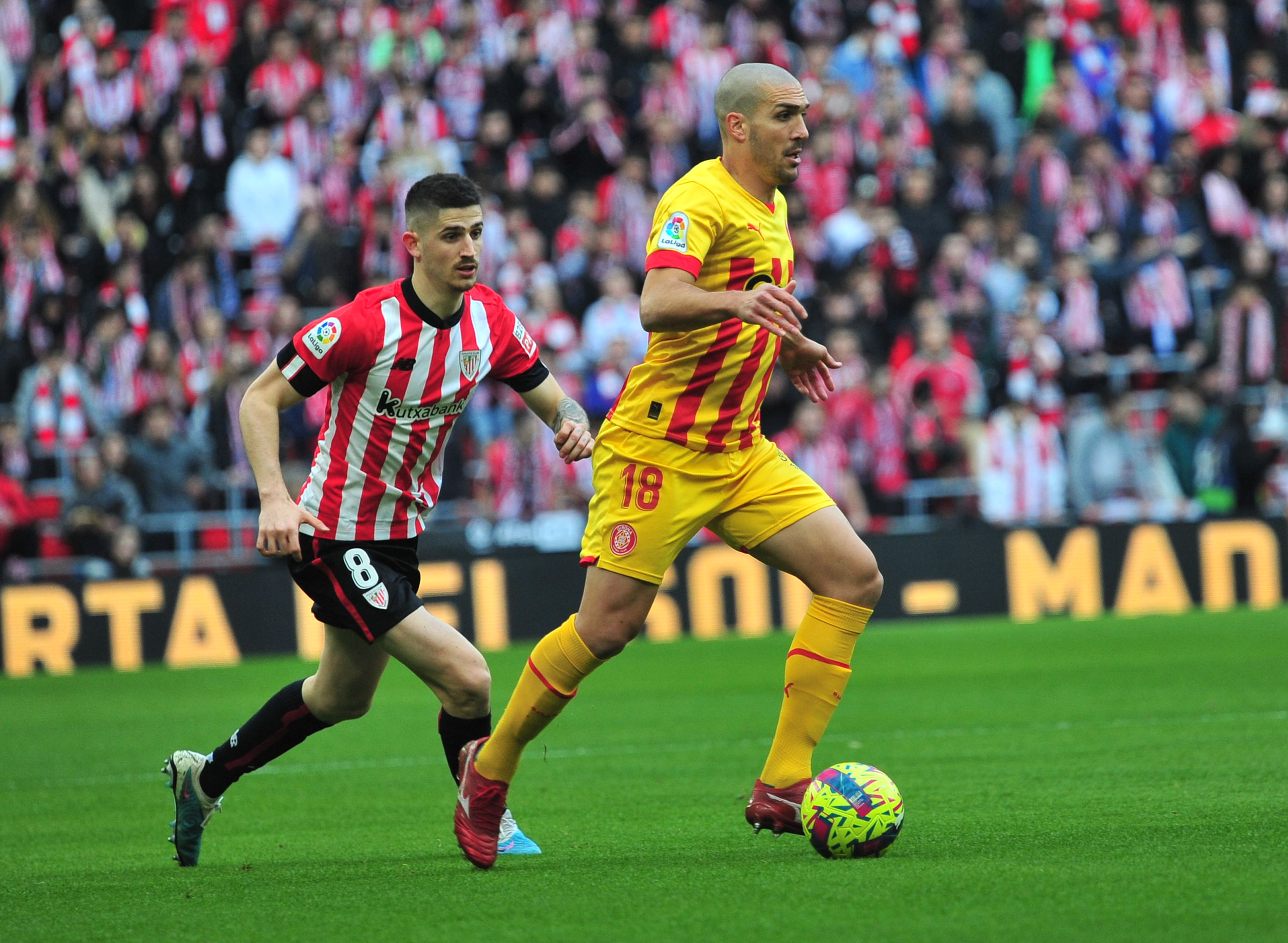 db电竞官网登录-赛地聚焦——西甲国际比赛日热度飙升，门兴格拉德巴赫队长鼓劲，态度坚定，纪律约束更严格