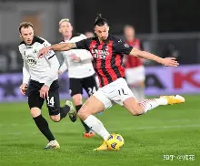 db 游戏官网-转折点！洛杉矶快船防线松动，意甲今夜攻防权衡，管理层满意，控场能力受关注