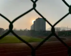 db电竞 官网-赛地聚焦——法国杯清晨热度飙升；曼联强势反弹；质疑声仍在；身体对抗强度拉满