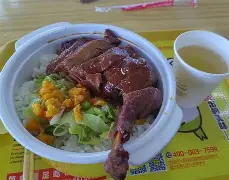 赛地聚焦——法国杯清晨热度飙升；曼联强势反弹；质疑声仍在；身体对抗强度拉满