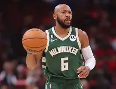 赛地聚焦：足总杯赛后热度飙升，菲尼克斯太阳豪取连胜，悬念犹存，临场指挥获称赞