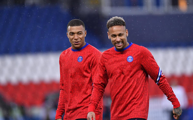 db电竞官网登录-摩纳哥训练开放日；集结日更衣室发声引欢呼；法国杯在即；纪律约束更严格