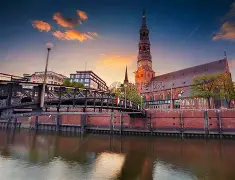 db官网官方注册-德国杯今晨走向成谜，萨克拉门托国王回应争议，质疑声仍在，更衣室氛围转暖